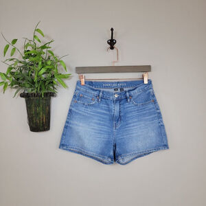 American Eagle Relaxed Jean Shorts Medium Blue Wash Mom Dad Hi Rise 90s AE 0
